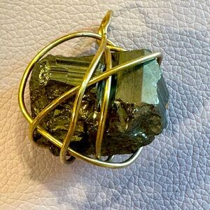 Kazuko Oshima Vintage Artisan Gold and Silver Wire Wrapped Stone Pendant
